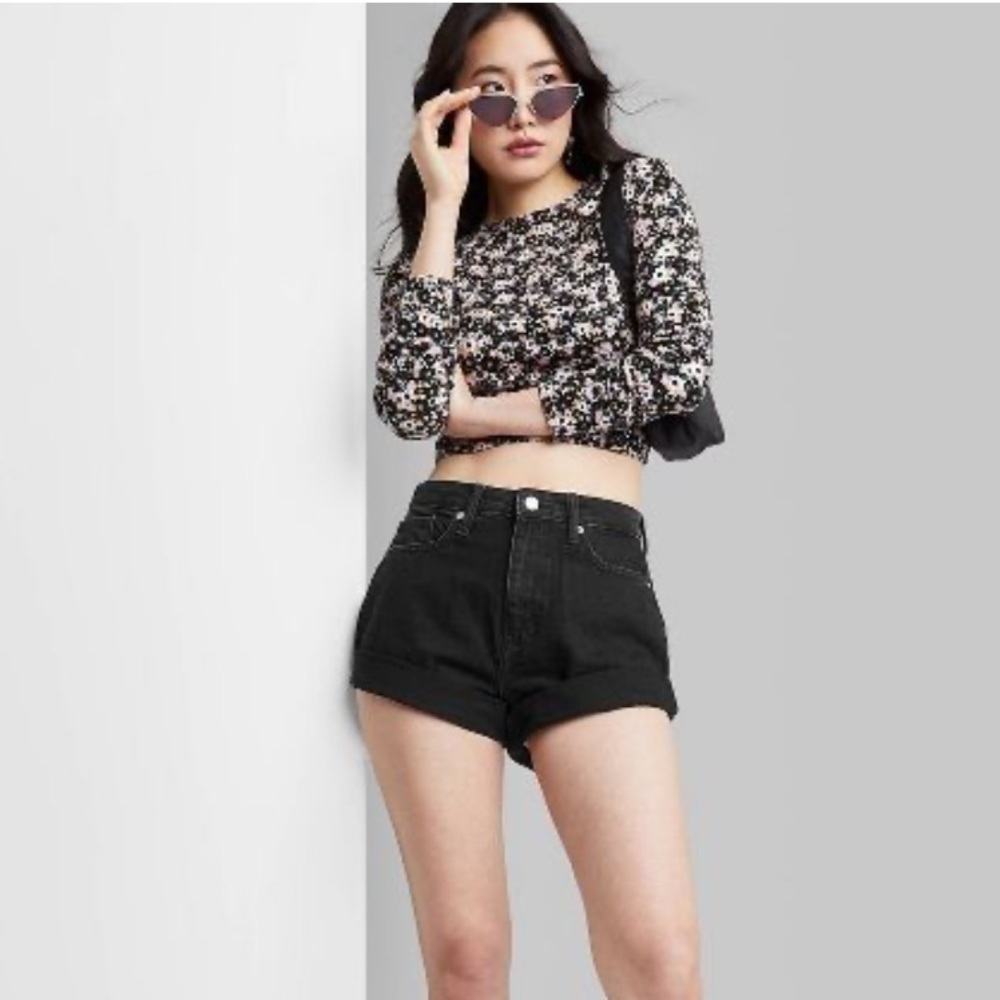 Women's Super-High Rise Rolled Cuff Mom Jean Shorts - Wild Fable™